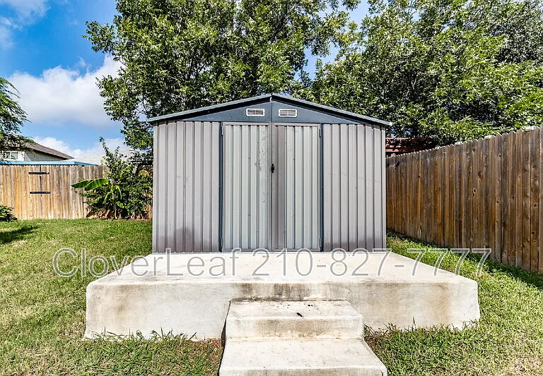 6415 Kendall Cv — Photo 36
