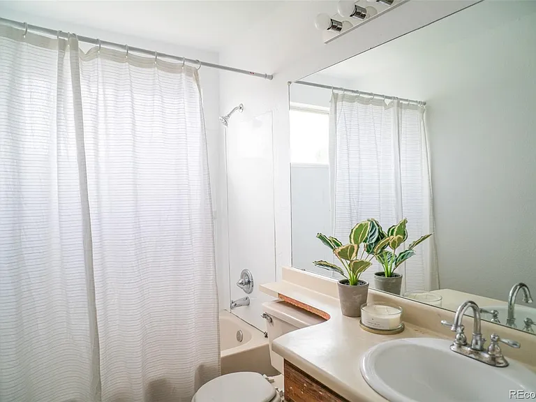 12812 E Wyoming Cir — Photo 13