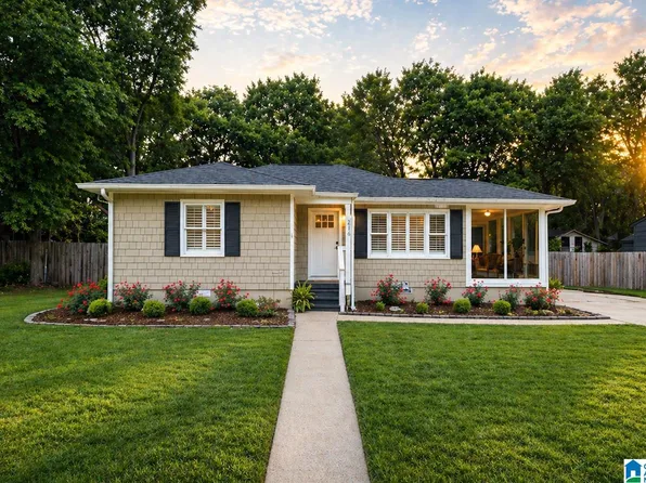 216 Montgomery Ln, Birmingham, AL 35209