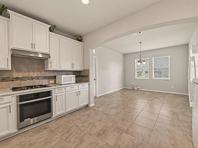 20427 Alpine Meadow Pl — Photo 18
