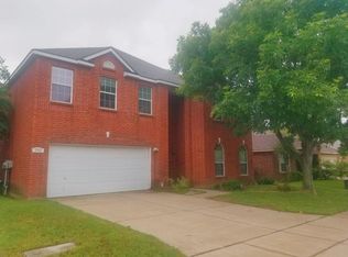 1960 Creek Crossing Dr, Justin, TX 76247