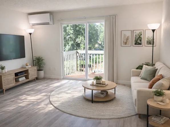 12626 SE 42nd St, Bellevue, WA