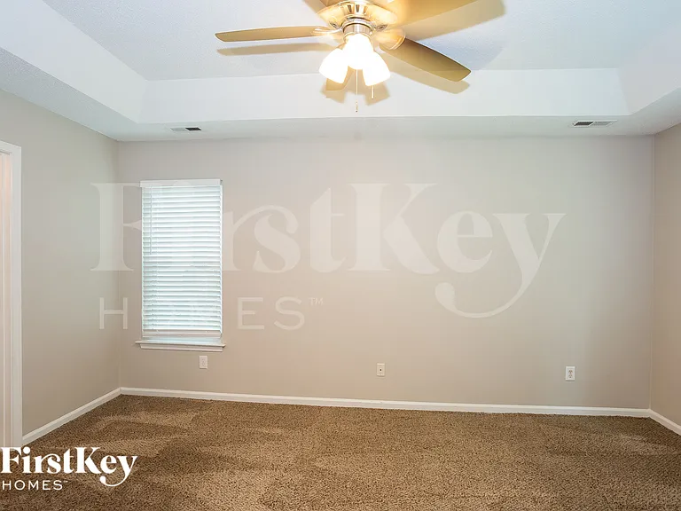 109 W Bank Dr — Photo 8