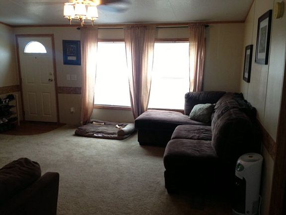 2nd image of 10 Mallard Dr