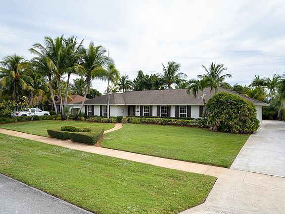 2nd image of 548 Greenway Dr