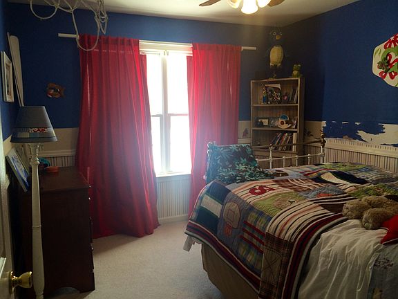 5th image of 1905 Jenkins Dr