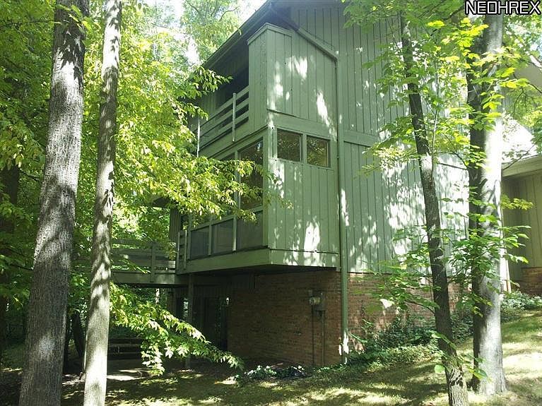 1st image of 530-28 Russet Woods Ln