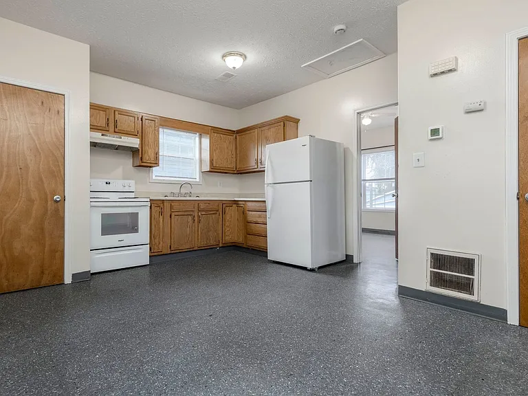 707 M St — Photo 2