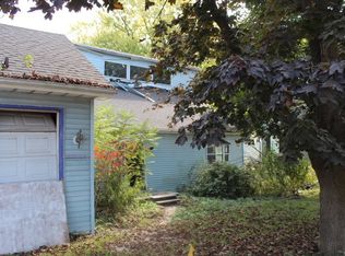 1838 Davis Rd, West Falls, NY 14170