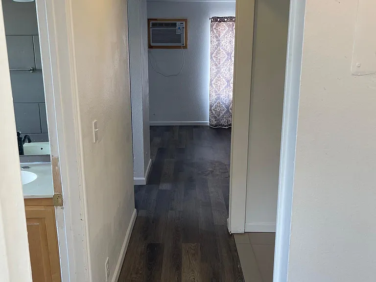 231 S Montgomery St #2 — Photo 5