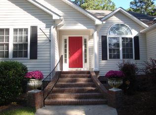 1009 Bracken Fern Dr, New Bern, NC 28560