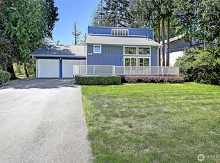 366 Tillicum Way, Camano Island, WA 98282