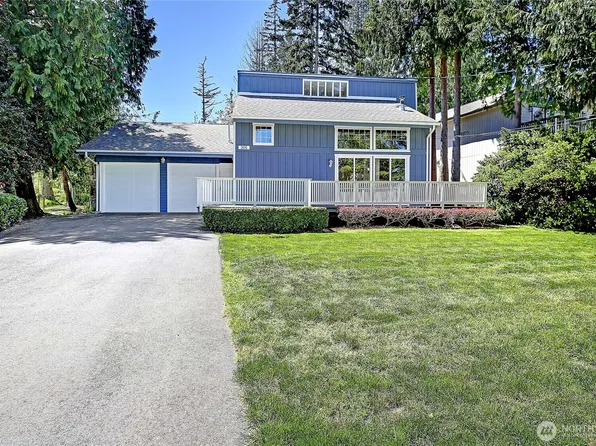 366 Tillicum Way, Camano Island, WA 98282