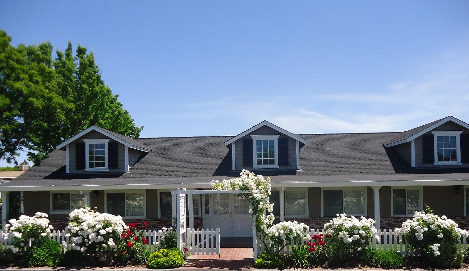 3 bed, $2,795 — Photo 1