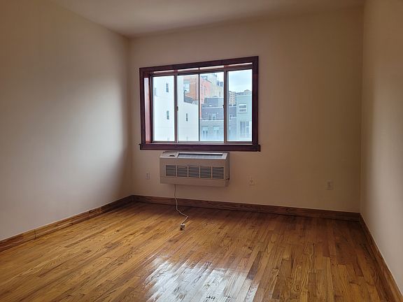 4th image of 38 Scholes St APT 3B
