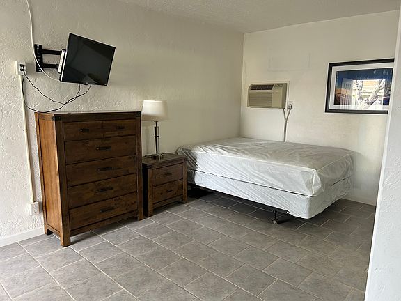 3rd image of 310 Tingley St #14