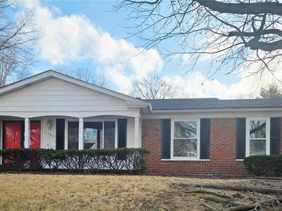 11760 Sheffield Dr, Florissant, MO, 63033