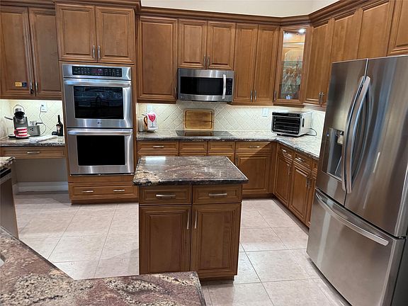 4th image of 6247 NW 53rd Circle