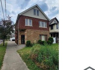 8518 Rosewood Ave, Cleveland, OH 44105
