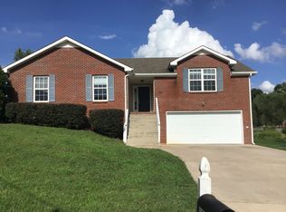 1845 Twin Rivers Rd, Clarksville, TN 37040