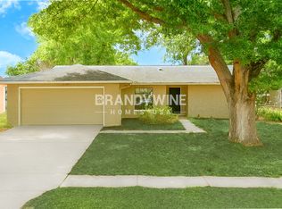 2712 Manor Hill Dr, Brandon, FL 33511
