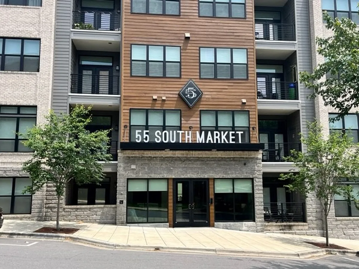 Building Photo - 55 S Market St #409