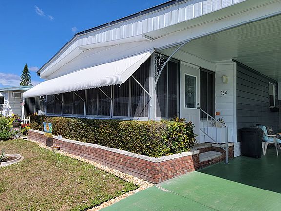 2nd image of 964 Avanti Way
