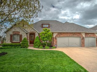 6080 S Overlook Trl, Springfield, MO 65810