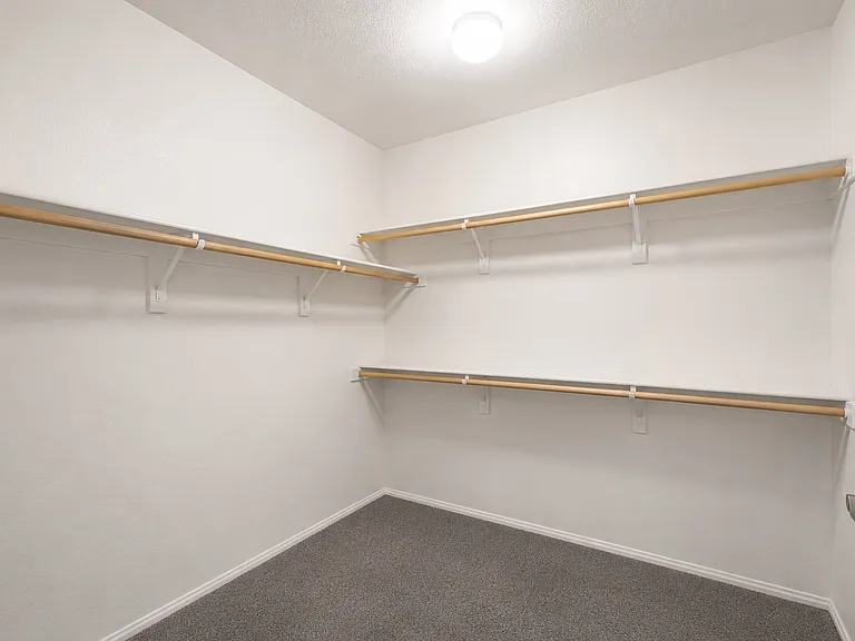 7810 Eastern Elk St — Photo 5