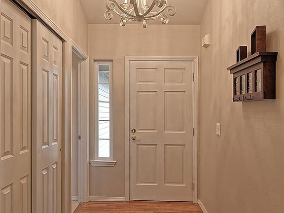 2nd image of 3324 153rd Pl SE