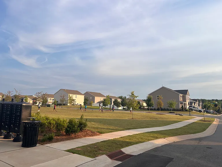 8185 Kennesaw Dr — Photo 38