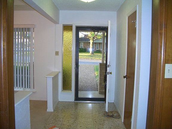 4th image of 4637 Saldana Dr