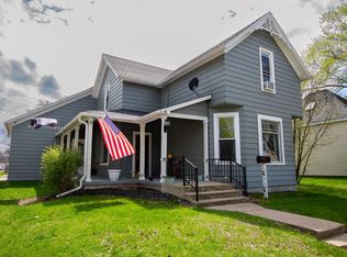 415 W 3rd St, Rochester, IN 46975