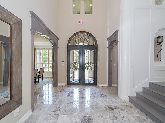 10490 Lake Palmetto