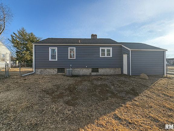 2nd image of 1417 W McClure Ave