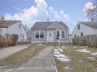 2936 Greenfield Rd, Berkley, MI 48072