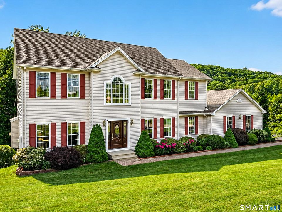 1st image of 20 Upper Kensington Drive