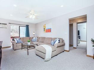 8 Mount Vernon Sq #8, Verona, NJ 07044