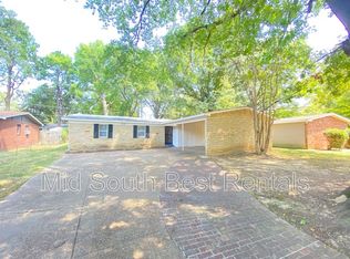 3082 Bluffdale St, Memphis, TN 38118