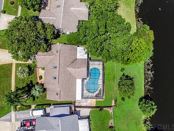 4th image of 4721 Hidden Lake Dr