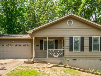 22 Woodhill Dr, Little Rock, AR, 72211