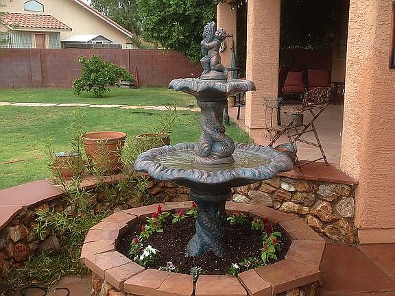 3rd image of 805 E Fairway Dr