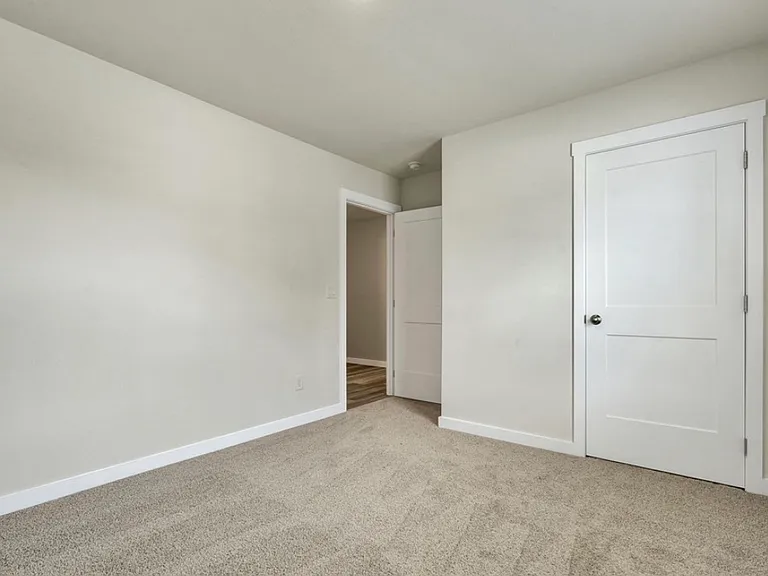 576 Fox Den Cir — Photo 8
