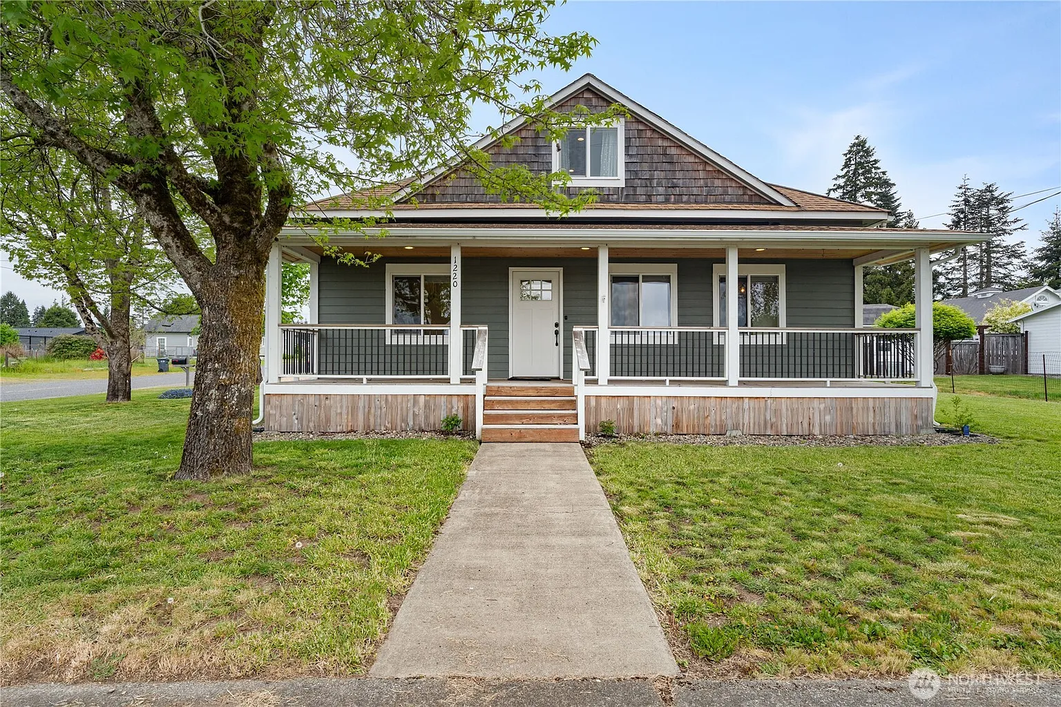 1220 W Main Street photo 1