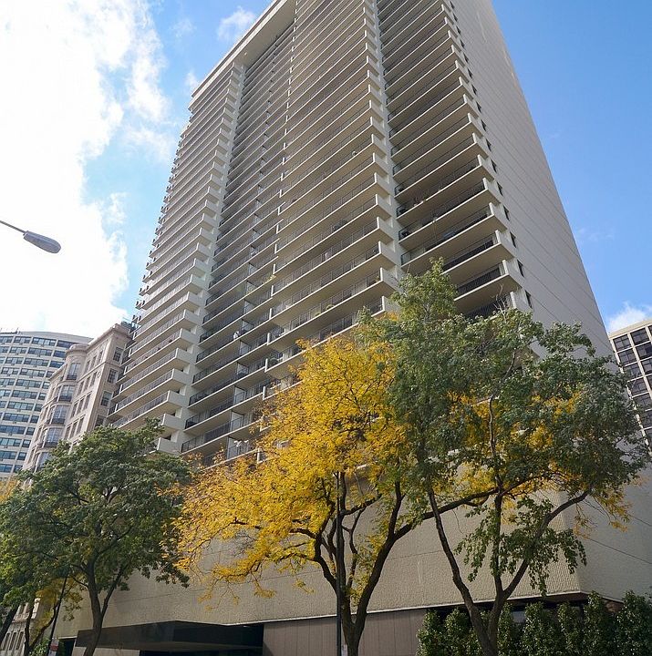 1st image of 1212 N Lake Shore Dr APT 29AS