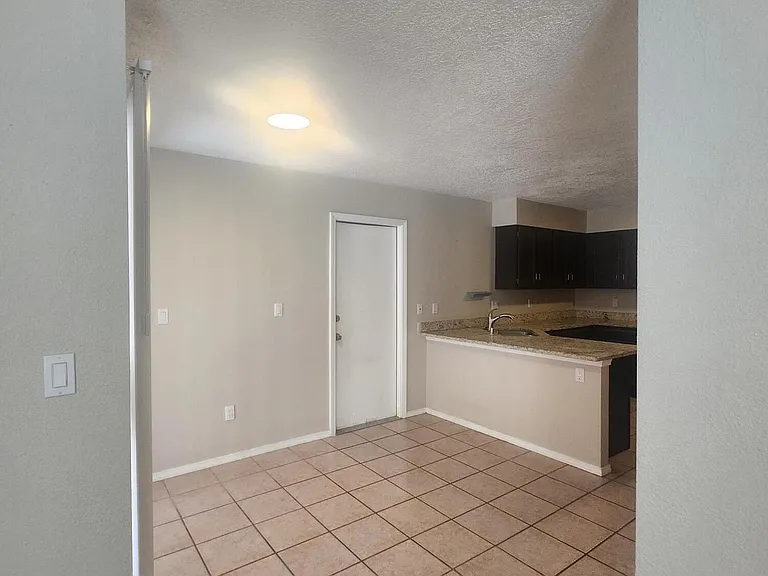 7720 Ranchwood Dr NW — Photo 5