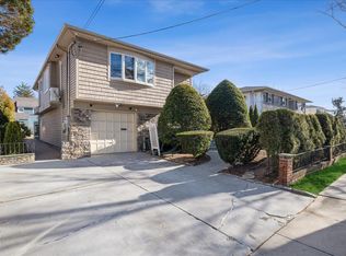 1925 Bryant Pl, Baldwin, NY 11510