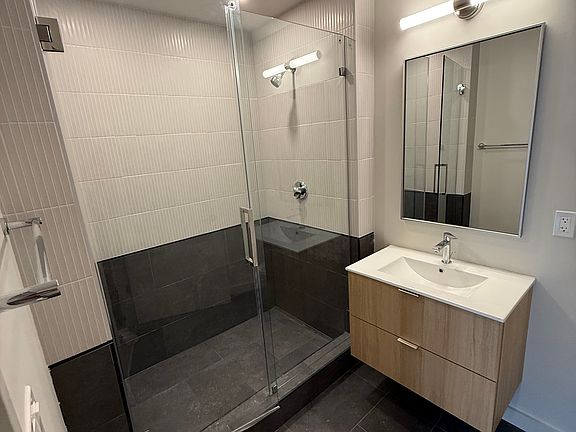 5th image of 24 8th St #3A