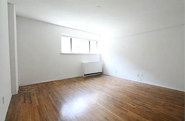 Rented by Compass | media 11