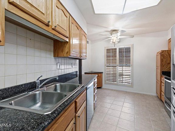 4th image of 17021 N JOSHUA TREE Court